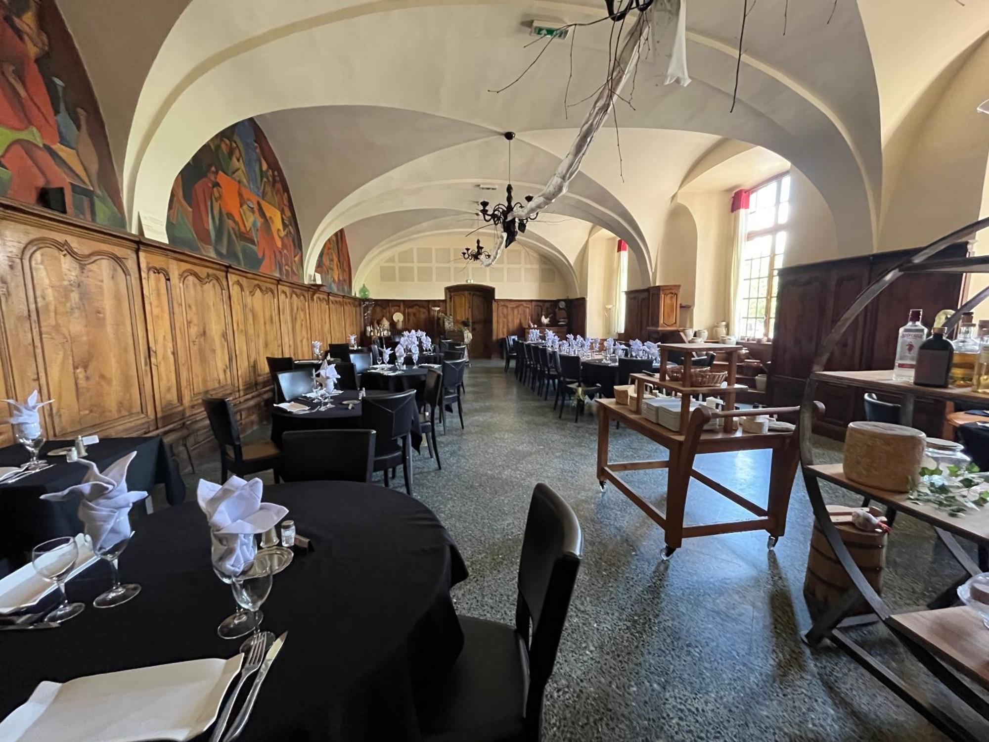 Logis Hotel Ancien Grand Seminaire Сен-Флур Екстер'єр фото